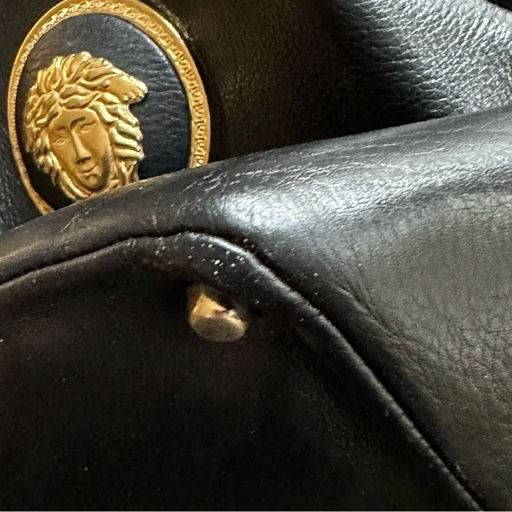 💎Gianni VERSACE Bondage Collection Medusa Vintage Leather Bucket MSRP$3800💎